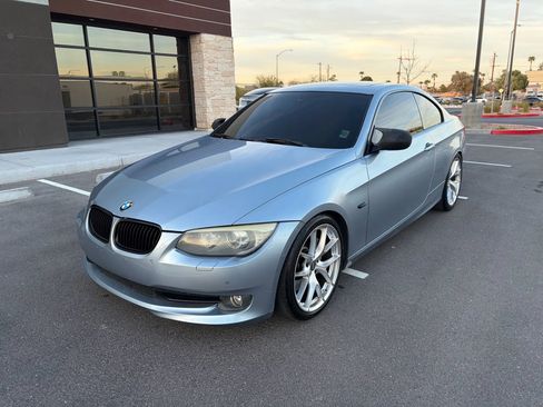 Used 2011 BMW 335i Coupe image 2