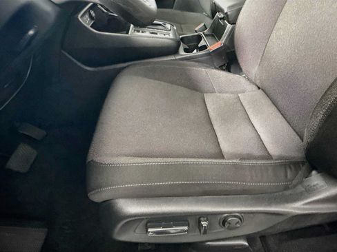 Used 2025 Honda CR-V EX image 30