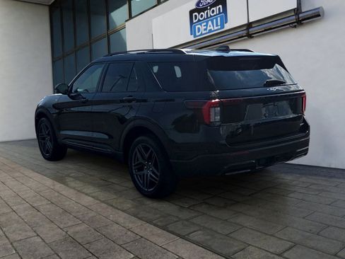 Used 2025 Ford Explorer ST-Line w/ Premium Package AWD/4WD image 5
