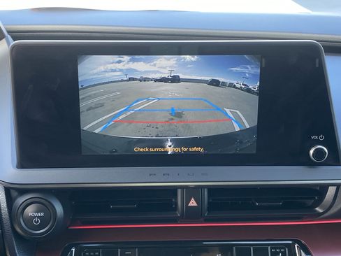 Certified 2025 Toyota Prius Plug-In Hybrid image 23