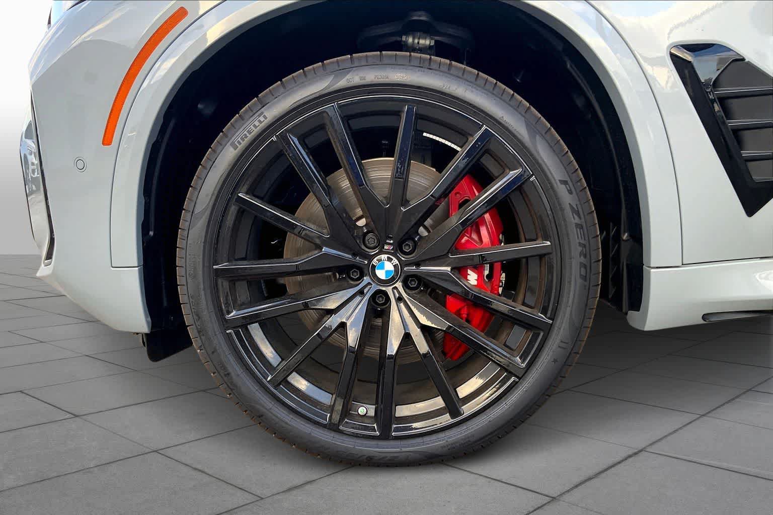 Used 2026 BMW X5 M60i AWD/4WD image 11