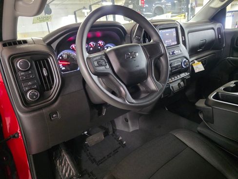 Used 2024 Chevrolet Silverado 1500 Custom Trail Boss AWD/4WD image 26
