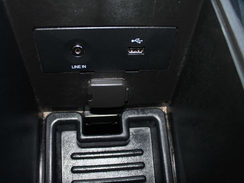 Used 2013 Ford Edge SEL image 21