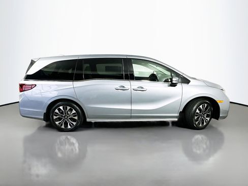 New 2026 Honda Odyssey Elite image 8