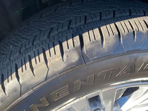 Certified 2022 GMC Yukon Denali image 25