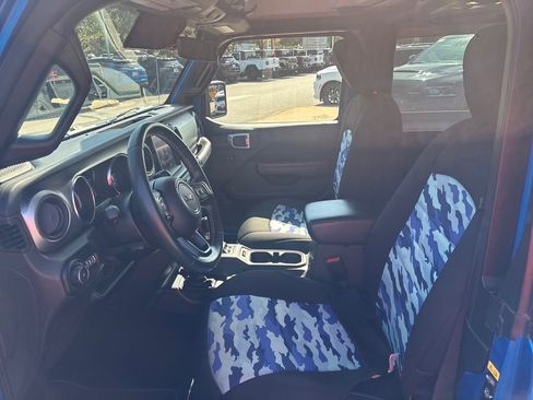 Used 2021 Jeep Wrangler Sport image 2