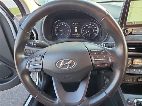 Used 2023 Hyundai Kona SEL w/ Convenience Package image 11
