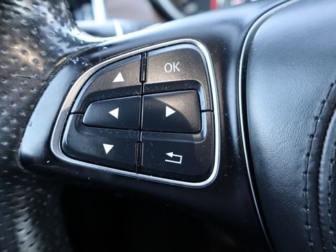 Used 2017 Mercedes-Benz GLS 450 4MATIC image 33