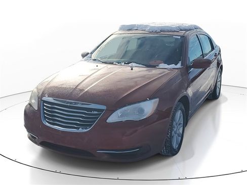 Used 2011 Chrysler 200 Touring w/ Cold Weather Group image 2