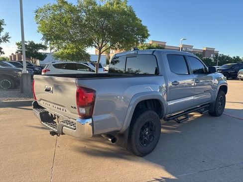 Used 2021 Toyota Tacoma SR5 image 5