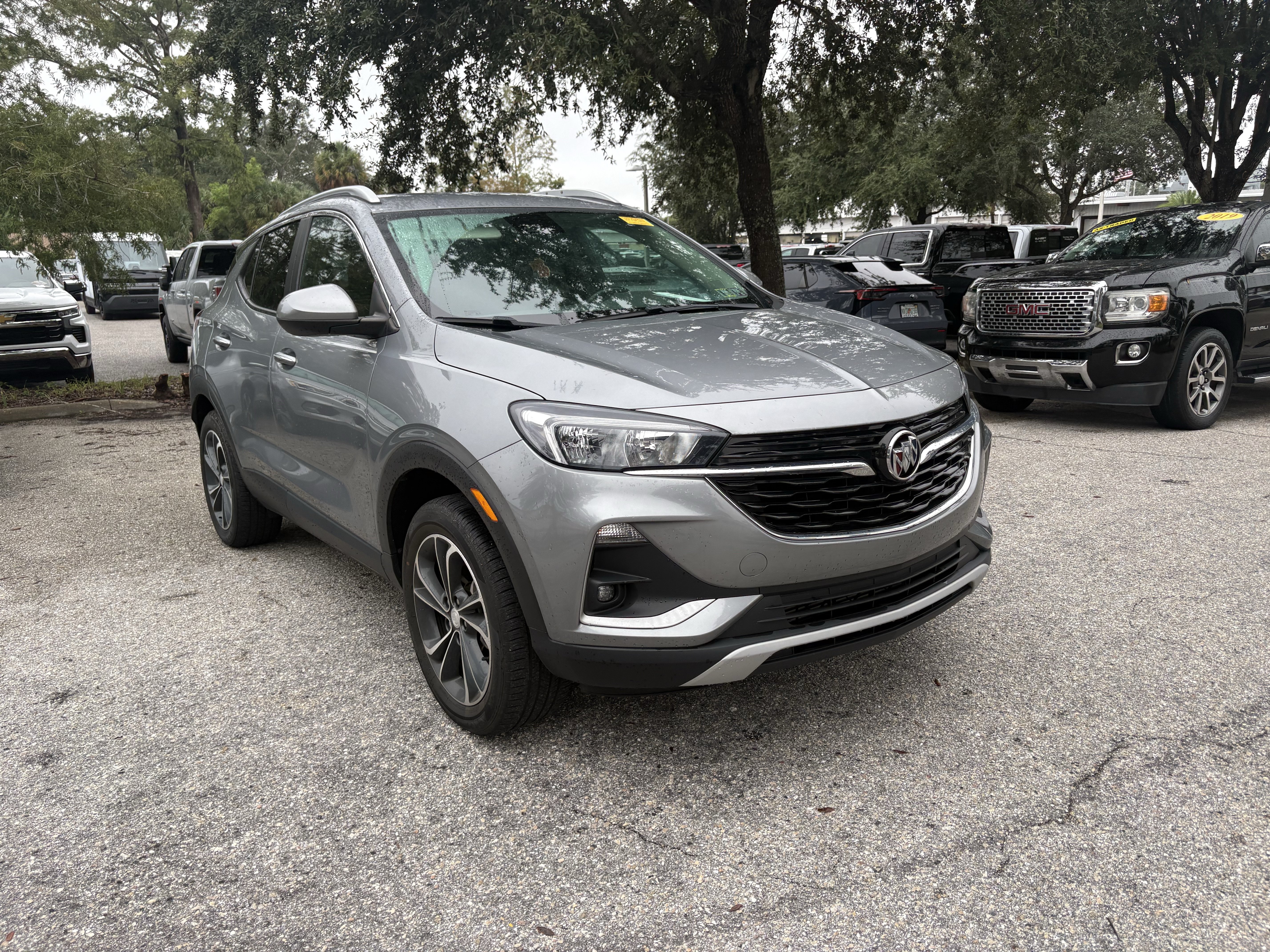 Certified 2023 Buick Encore GX Select w/ Safety Package II AWD/4WD image 1