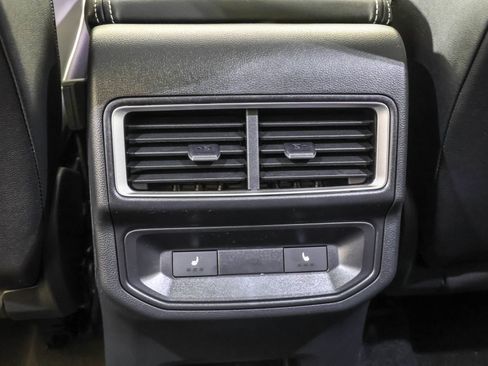 New 2026 Volkswagen Atlas Cross Sport SEL Premium R-Line image 36