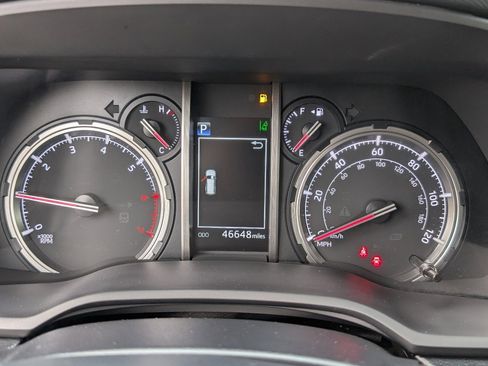 Used 2022 Toyota 4Runner TRD Off-Road Premium image 19