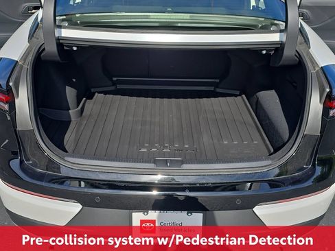 Certified 2026 Toyota Crown Platinum AWD/4WD image 15