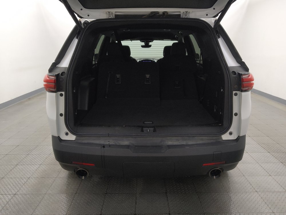 Used 2023 Chevrolet Traverse LT FWD image 29