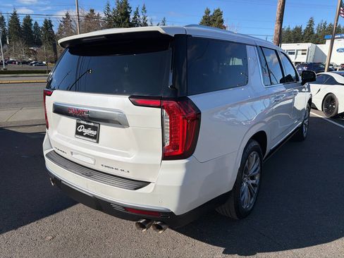 Used 2021 GMC Yukon XL Denali w/ Denali Ultimate Package image 9