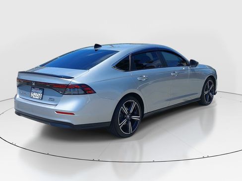 Used 2024 Honda Accord Sport image 7