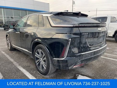 Used 2024 Cadillac Lyriq Luxury image 2
