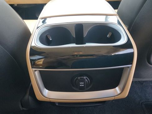 Used 2024 Kia Carnival EX FWD image 43