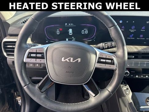 Used 2025 Kia Telluride EX image 17