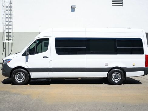 Used 2019 Mercedes-Benz Sprinter 170 image 15