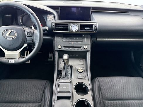 Used 2017 Lexus RC 200t F Sport RWD image 14