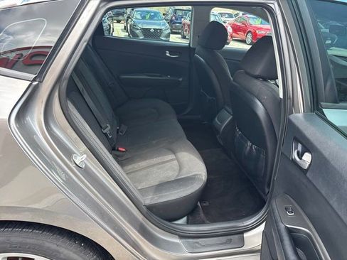 Used 2018 Kia Optima LX FWD image 39