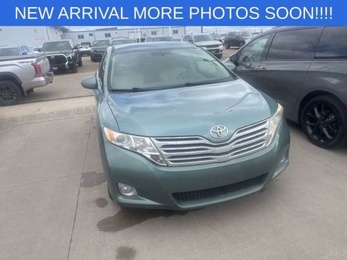Used 2009 Toyota Venza FWD image 2