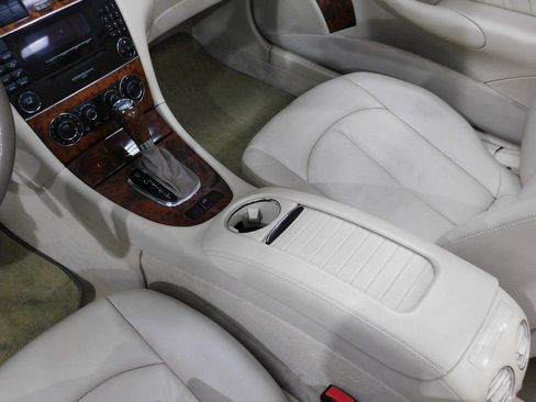 Used 2007 Mercedes-Benz CLK 350 Cabriolet image 57