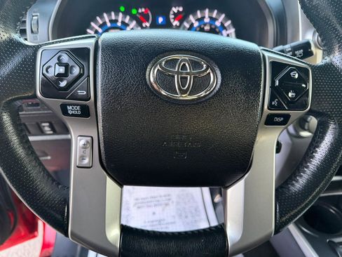 Used 2015 Toyota 4Runner SR5 image 33