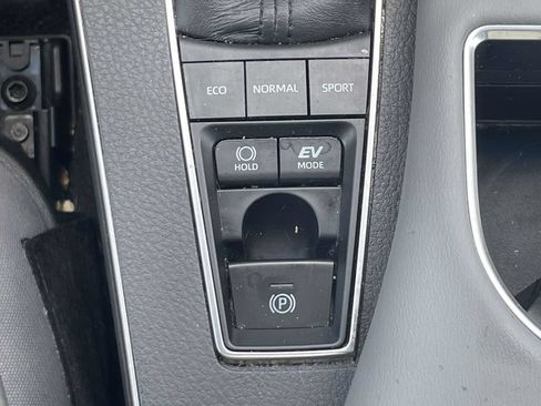 Used 2020 Toyota Avalon Limited w/ Advanced Safety Package FWD image 33