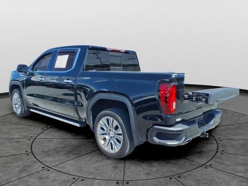 Used 2022 GMC Sierra 1500 Denali w/ Denali Premium Package AWD/4WD image 6