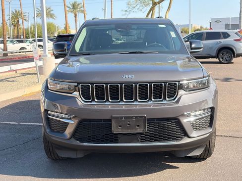 Used 2023 Jeep Grand Cherokee Limited AWD/4WD image 9