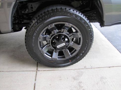 Used 2024 Ford F250 Lariat w/ Lariat Ultimate Package AWD/4WD image 27