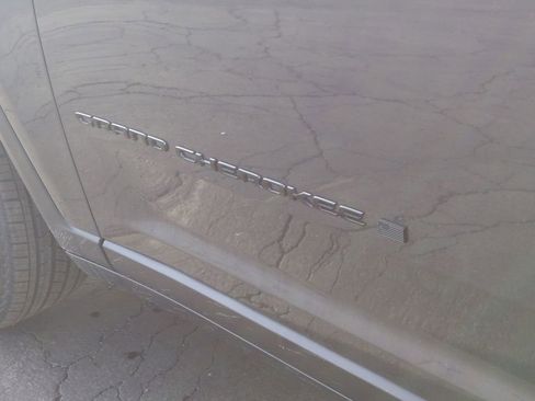 New 2025 Jeep Grand Cherokee L Altitude image 12