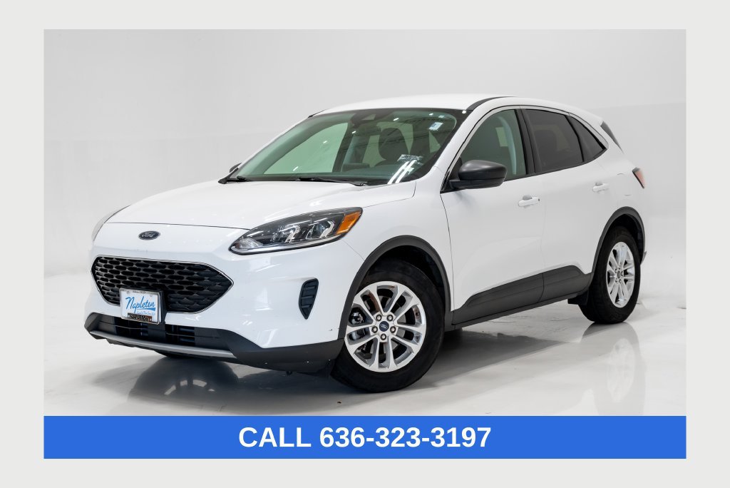 Used 2022 Ford Escape SE FWD image 1
