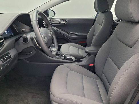 Used 2021 Hyundai Ioniq SE image 17