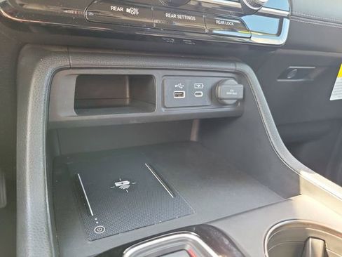 Certified 2025 Honda Pilot EX-L image 21