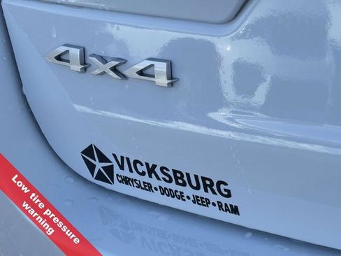 New 2025 Jeep Grand Cherokee L Limited image 40