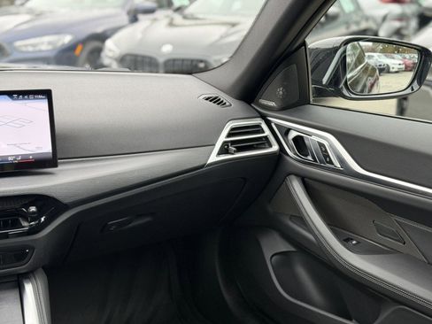 Certified 2025 BMW 430i w/ M Sport Package image 23