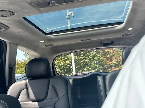 Certified 2023 Kia Telluride SX Prestige AWD/4WD image 11