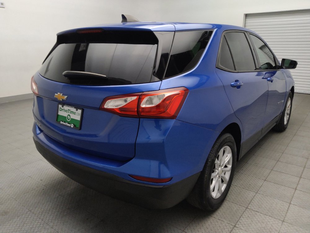 Used 2019 Chevrolet Equinox LS w/ LS Convenience Package FWD image 9