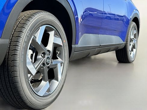 New 2026 Hyundai Venue SEL image 13