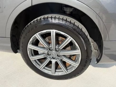Used 2018 Audi Q7 2.0T Premium Plus AWD/4WD image 21