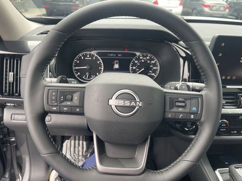New 2026 Nissan Pathfinder SV AWD/4WD image 14