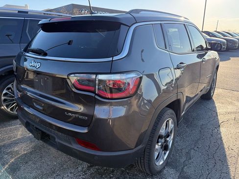 Used 2017 Jeep Compass Limited image 5