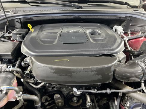 Used 2022 Jeep Grand Cherokee Laredo X image 30