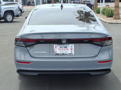 Used 2025 Honda Accord SE image 5