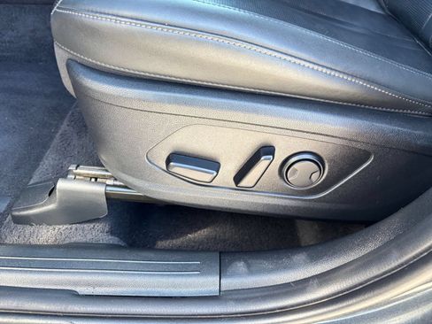 Used 2024 Kia Sorento S FWD image 23
