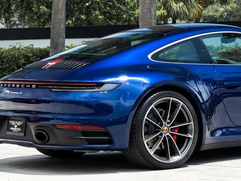 Used 2022 Porsche 911 Carrera S RWD image 6